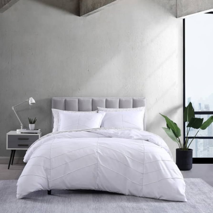 City Scene – Queen Comforter Set: Smooth, Soft & Modern Home Decor